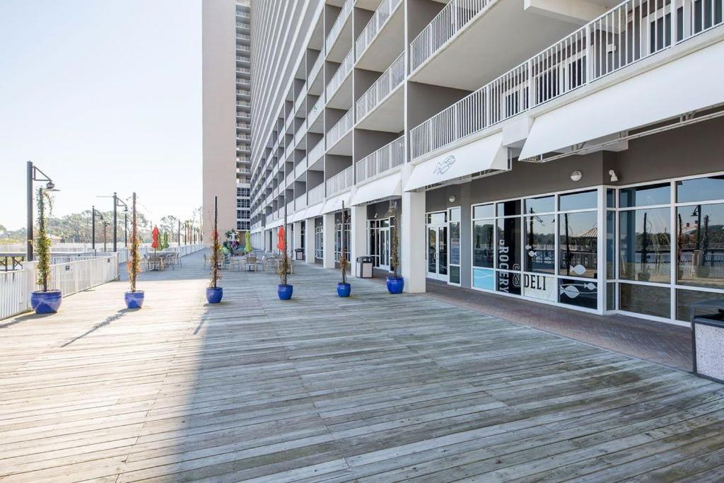 Some Beach Some Where At Laketown Wharf #825 By Nautical Properties Panama City Beach Exterior foto